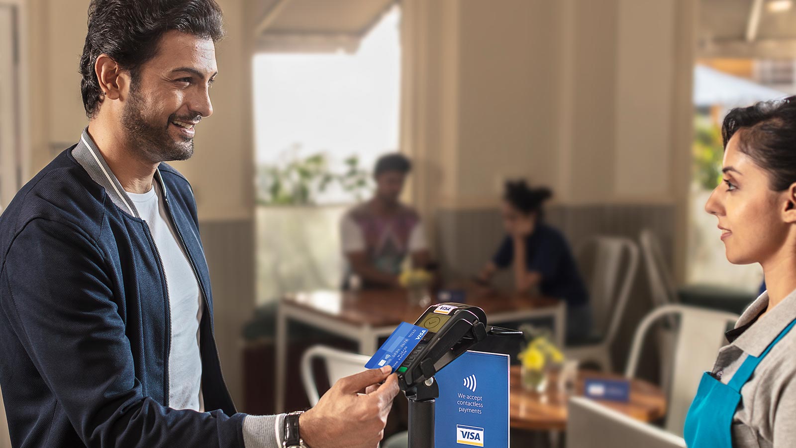 Film – Tap to Pay with Visa. Just like that.